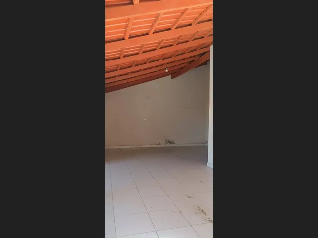 Imagem: Vendo Casa com Ponto Comercial em Goianésia