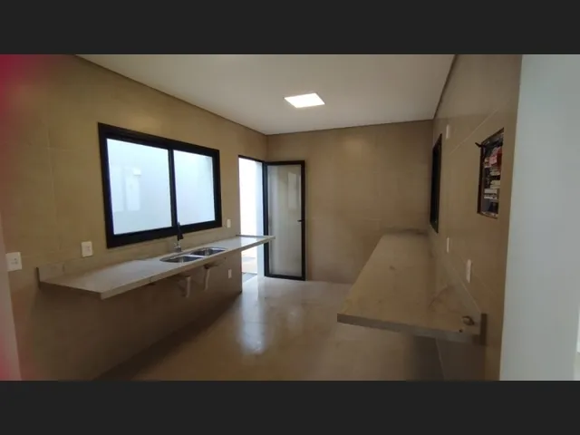 Imagem 10: Casa de Alto Padrão À Venda | 4 Quartos Sendo 2 Suítes