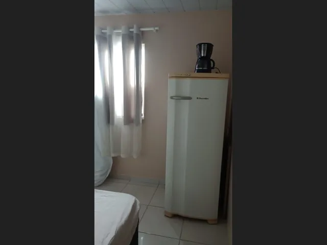 Imagem 2: Kitnet Alugo Kitnet com 1 dormitório