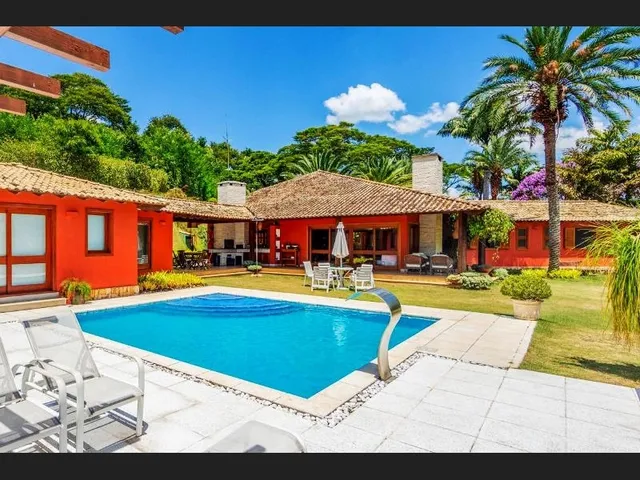 Imagem: Luxuosa Casa com 4 Dormitórios - Venda