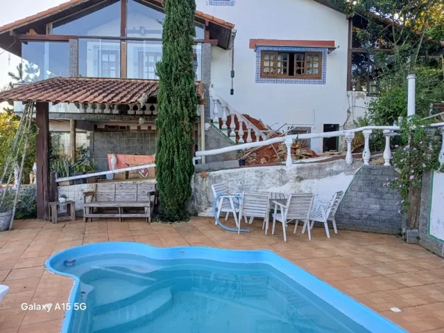 Imagem: Casa com 04 Dormitório À Venda por R$