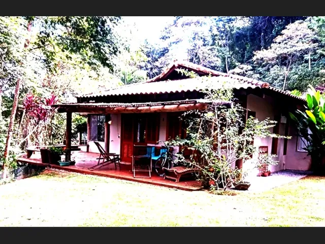 Imagem 1: Casa com 3 Quartos para Alugar - Pedro do Rio - Petrópolis-Rj