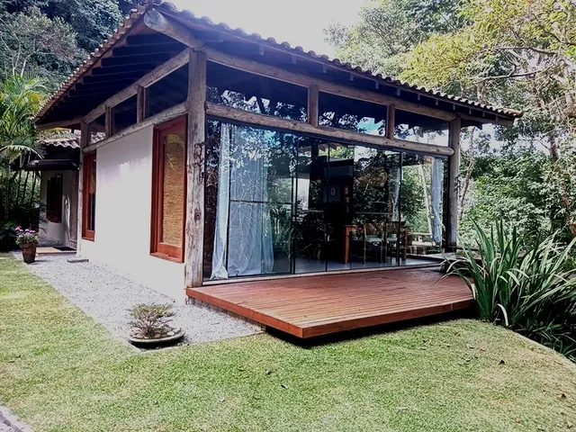 Imagem 2: Casa com 3 Quartos para Alugar - Pedro do Rio - Petrópolis-Rj