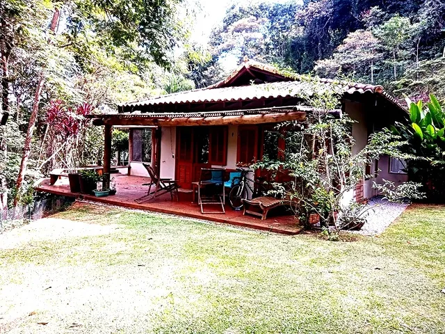 Imagem 8: Casa com 3 Quartos para Alugar - Pedro do Rio - Petrópolis-Rj