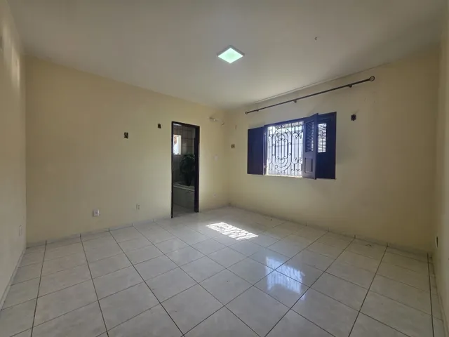Imagem 15: Residência de Alto Padrão no Olho D&Amp;Amp;Apos;Água - Sofisticação, Exclusividade E