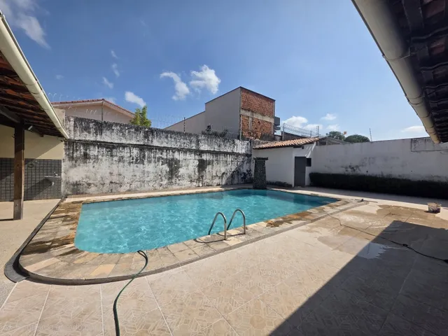 Imagem 14: Residência de Alto Padrão no Olho D&Amp;Amp;Apos;Água - Sofisticação, Exclusividade E