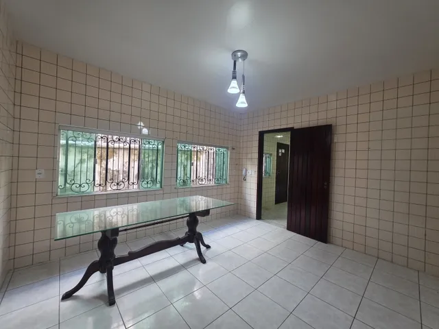Imagem 11: Residência de Alto Padrão no Olho D&Amp;Amp;Apos;Água - Sofisticação, Exclusividade E