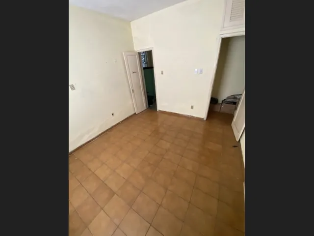 Imagem 10: Casa Plana À Venda no Bairro Joaquim Távora, Terreno Comercial de Esquina, 7 Quartos