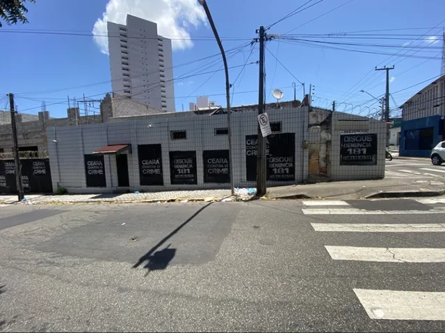 Imagem 14: Casa Plana À Venda no Bairro Joaquim Távora, Terreno Comercial de Esquina, 7 Quartos