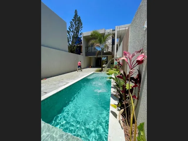 Imagem: Casa Duplex Nova com 4 Quartos, Piscina