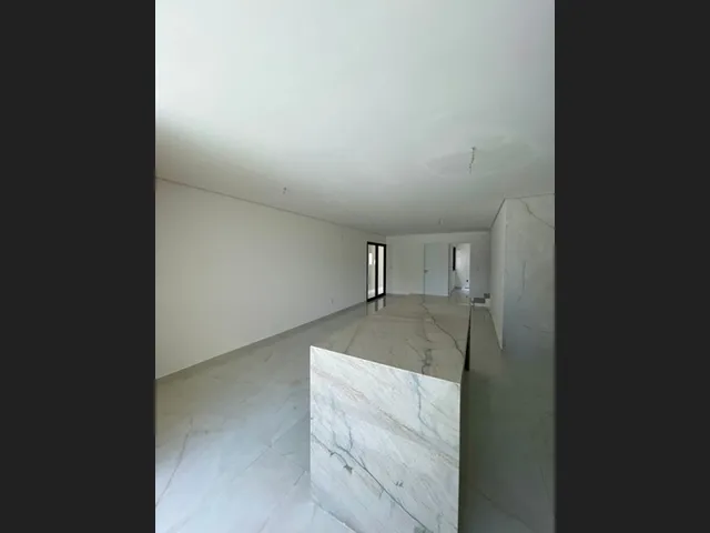 Imagem 8: Casa Duplex Nova com 4 Quartos, Piscina Opcional, 3 Vagas de Garagem, Bairro Edson Queiroz