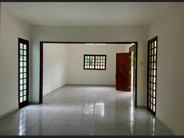 Imagem 8: Aluga-Se Casa, 3 Quartos, com Beco e Quintal, no Centro