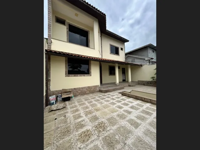 Imagem: Uma Casa Completa, Espaçosa e com Lazer