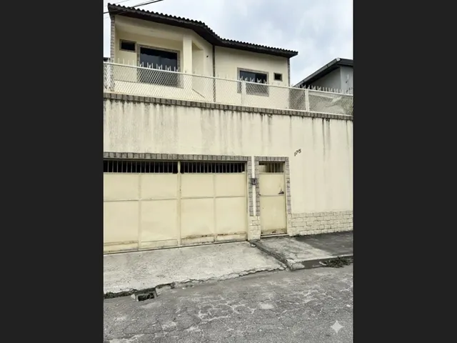 Imagem 7: Uma Casa Completa, Espaçosa e com Lazer Total em Nova Iguaçu Esperando por Você!