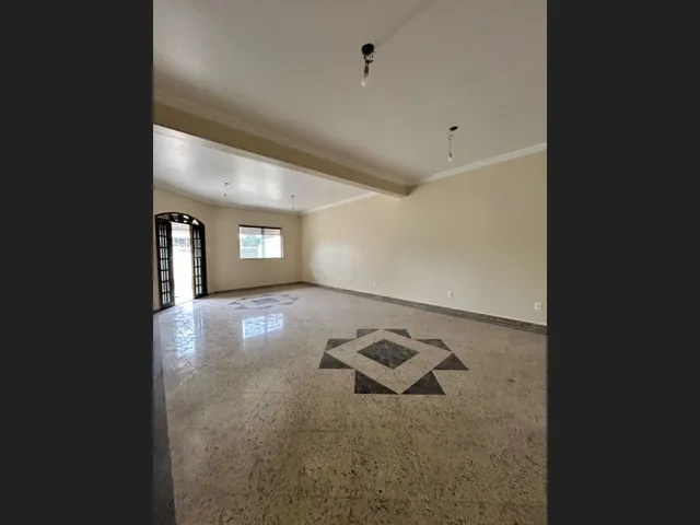 Imagem 15: Uma Casa Completa, Espaçosa e com Lazer Total em Nova Iguaçu Esperando por Você!