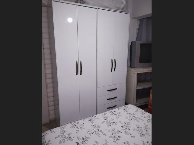 Imagem: Procuro Moça para Dividir Apartamento Aqui