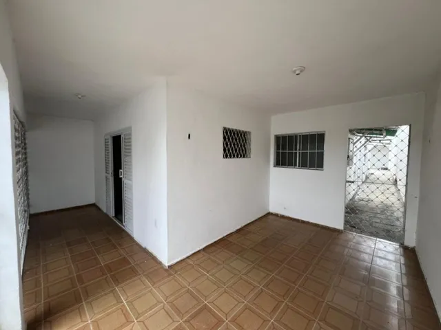 Imagem 2: Aluga-Se Casa, Bairro Centenário, 3 Quartos