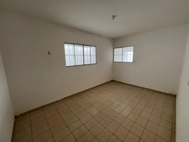 Imagem 3: Aluga-Se Casa, Bairro Centenário, 3 Quartos