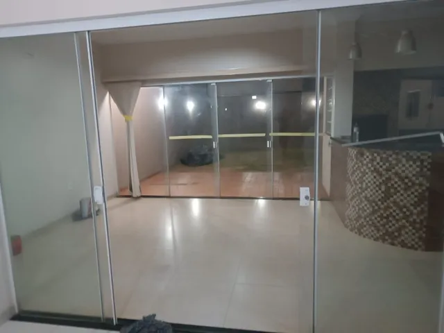 Imagem 8: Casa de Alto Padrão para Aluguel com Suíte, 4 Quartos e Espaço Gourmet