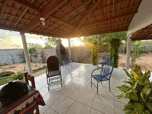 Imagem 7: Casa com Amplo Terreno Localizada no Distrito de Carrapato em Paramoti Ce