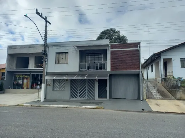 Imagem: Sobrado em Rio Negro - Bairro Estação