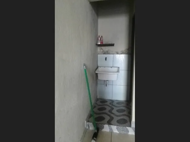 Imagem 6: Dormitório Simples, Térreo, Banheiro e Entrada Independente, Setor Trad, Planaltina-Df