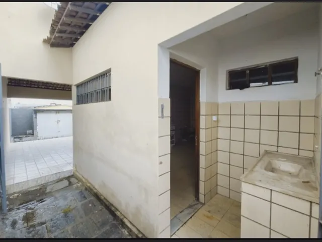 Imagem 15: Alugo Casa Grande, 5 Quartos, Bairro Liberdade