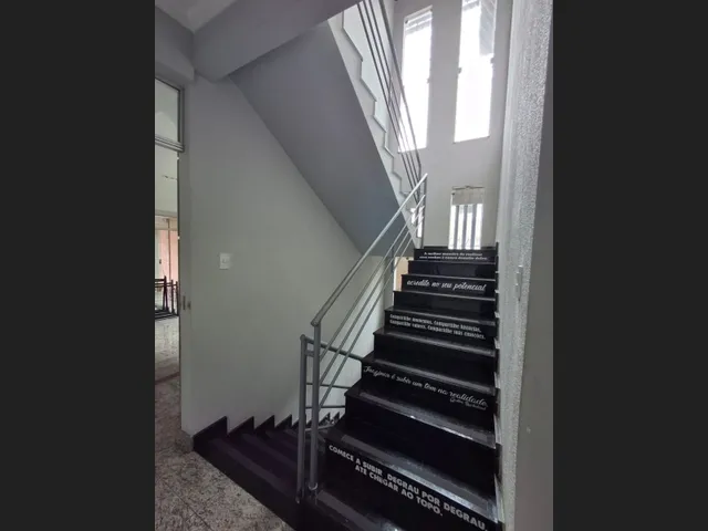 Imagem 6: Casa 4 Quartos Sendo 3 Suítes Bairro Marco - Tv. Estrela Próx João Paulo - 2Pav+Subsolo