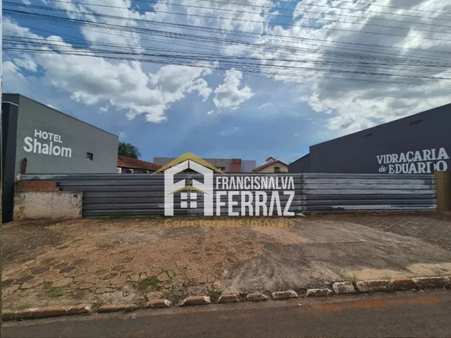Imagem: O terreno possui 600m² de Área e está localizado em