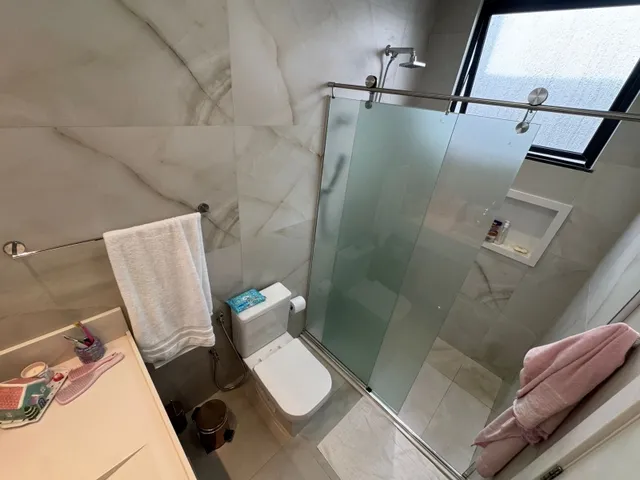 Imagem 6: Casa de Alto Padrão Completa - É Entrar e Morar! no Cond. Quinta das Laranjeiras