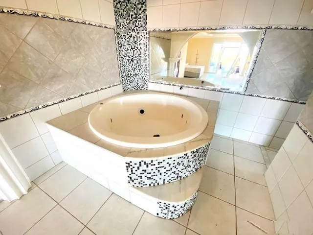 Imagem 9: Casa Duplex no Bairro Dunas com 3 Quartos, Vista Mar, 4 Vagas de Garagem, Piscina, Nascent