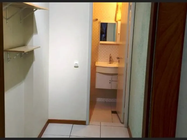Imagem 2: Sala Comercial para Locação e Venda no Centro de Petrópolis/Rj