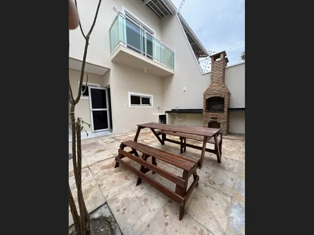 Imagem 8: Casa Duplex À Venda, Bairro Sapiranga com 4 Quartos, Rua Sem Saída com Porteiro