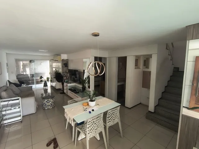 Imagem 8: Maison Orange Ii, Casa Duplex com 3 Quartos, 3 Vagas de Garagem, Energia Solar, Piscina
