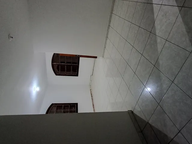 Imagem 7: Casa com 4 Quartos Colada Ao Centro de Itaboraí
