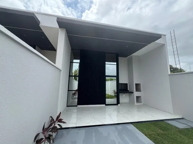 Imagem 7: Casa Plana Moderna com 3 Suítes, 3 Vagas de Garagem, Área Gourmet e Quintal na Sapiranga