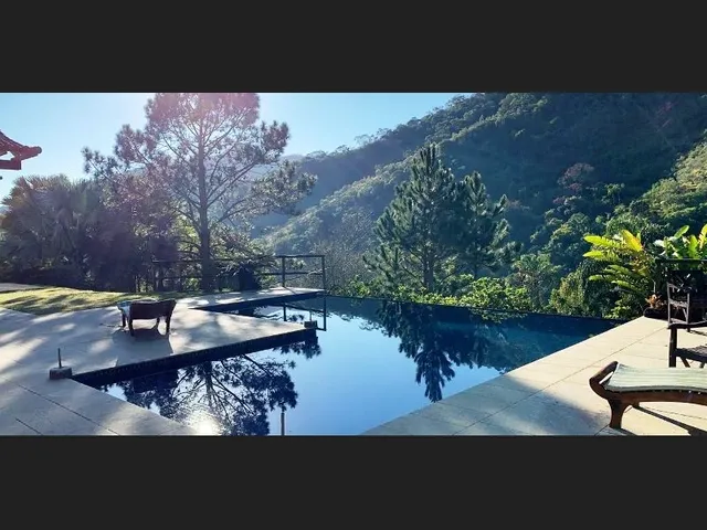 Imagem 12: Casa/Sítio 04 Suítes de Alto Padrão no Vale das Videiras - Petrópolis