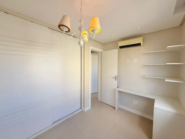 Imagem 12: Apartamento no Marivan Reformado