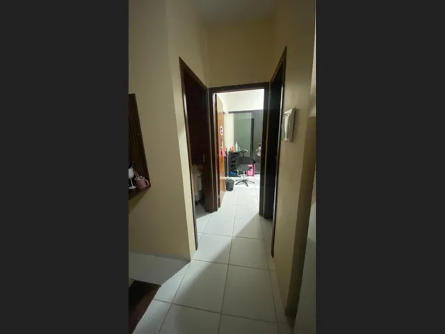 Imagem: CASA DE ESQUINA À VENDA