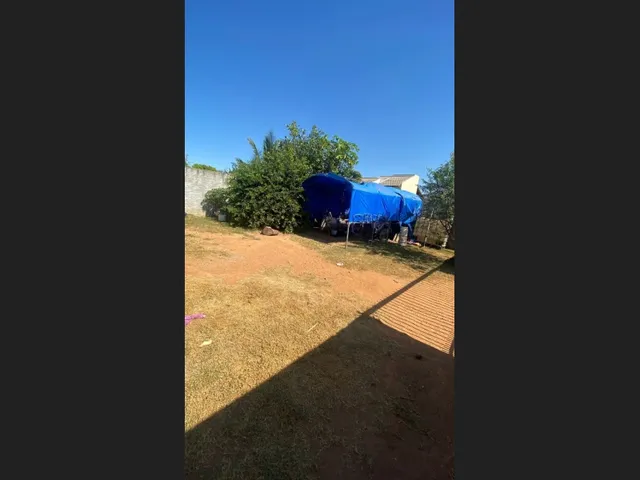Imagem 2: CASA DE ESQUINA À VENDA
