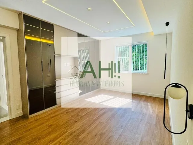 Imagem 12: Apartamento de Luxo com 4 Quartos e 2 Vagas em Icaraí, Niterói, 250m², Próximo a