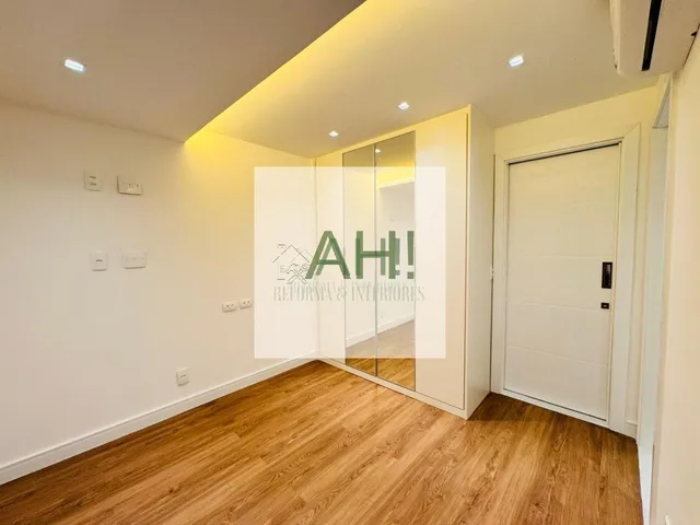 Imagem 16: Apartamento de Luxo com 4 Quartos e 2 Vagas em Icaraí, Niterói, 250m², Próximo a