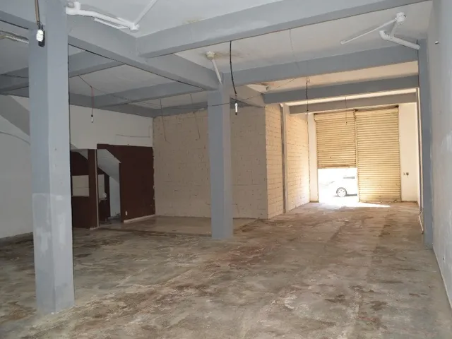 Imagem 11: Vendo Galpão Comercial com 2 Apartamentos de 3 Quartos Setor Leste Universitário