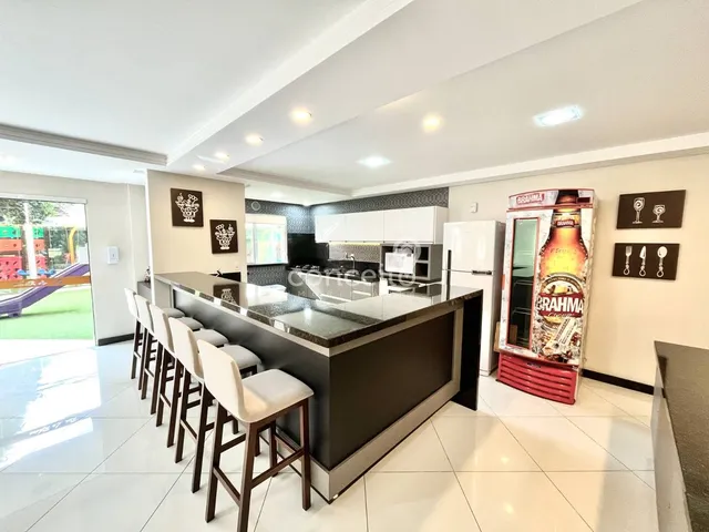 Imagem 12: Apartamento Mobiliado com 2 Dormitórios na Água Verde