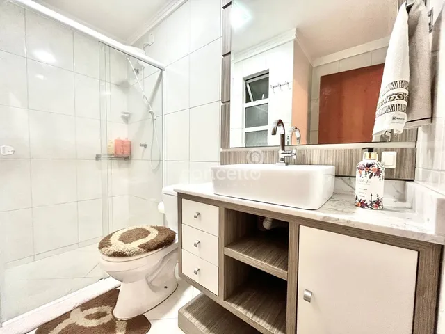 Imagem 6: Apartamento Mobiliado com 2 Dormitórios na Água Verde