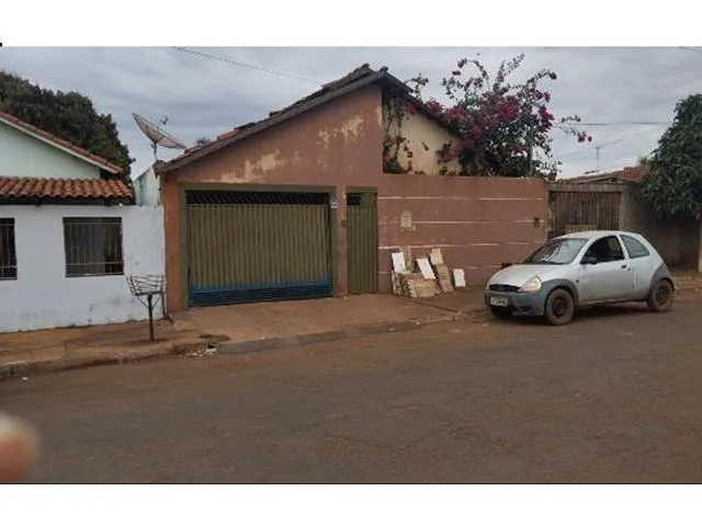 Imagem: CASA RESIDENCIAL em Quirinópolis - GO
