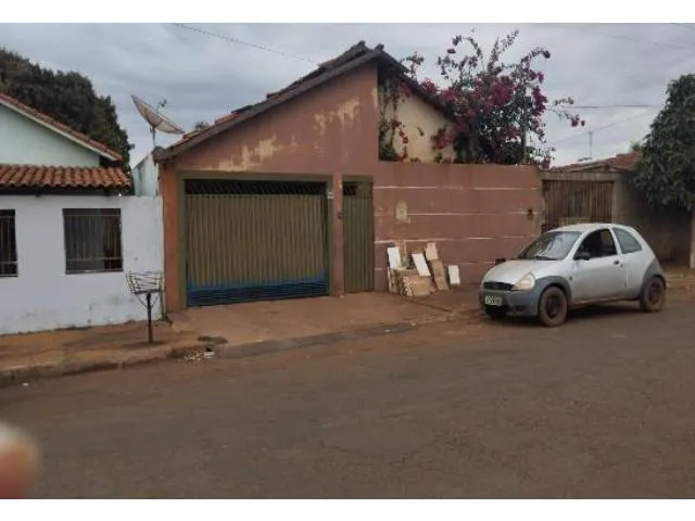 Imagem 5: CASA RESIDENCIAL em Quirinópolis - GO, Municipal