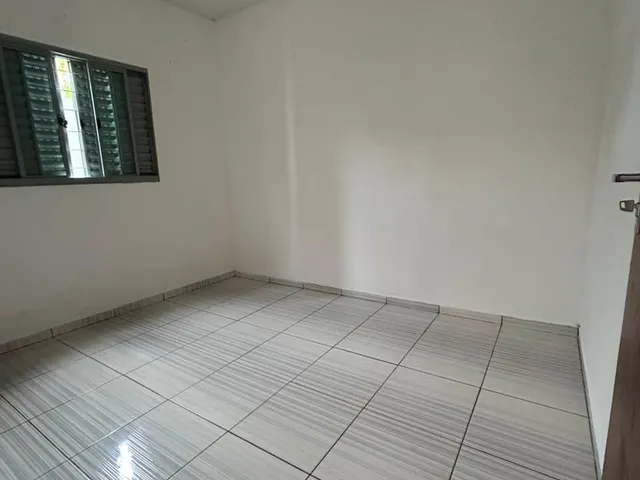 Imagem 2: Casa dísponivel para locação -Casa 03 Rua Pernambuco, n° 3057. Bairro Jardim
