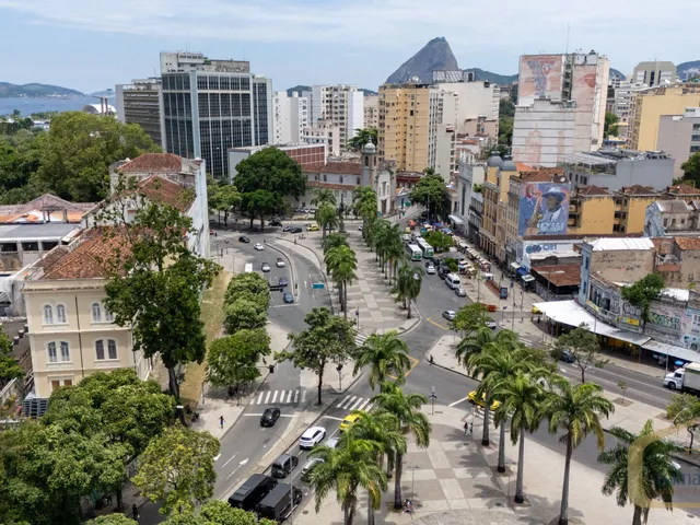 Imagem 16: Apartamento totalmente mobiliado, na Av. Rio Branco, andar alto, a apenas 2 minutos do