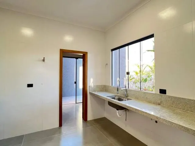 Imagem 8: Casa Térrea de Alto Padrão com Área de Lazer Completa em Localização Privilegiada!